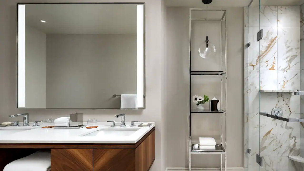One Bedroom High Floor Suite