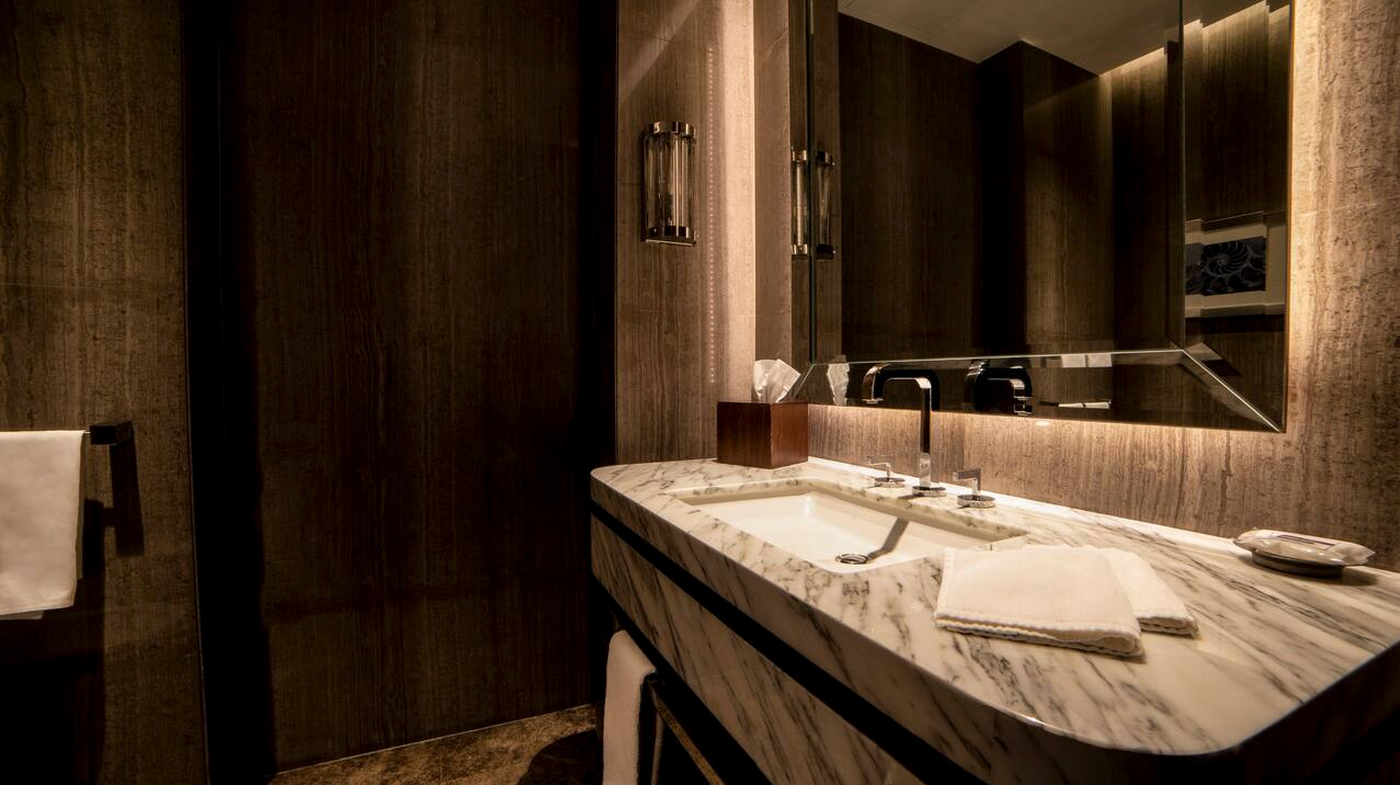 Diplomat Suite