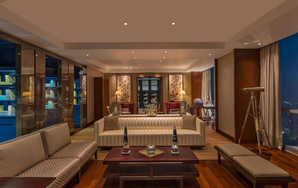 Presidential Suite