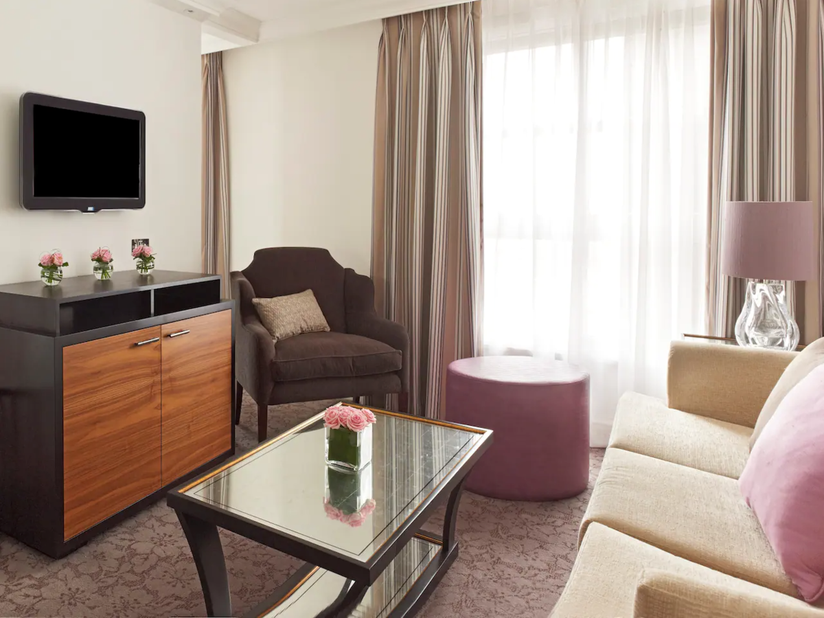 Regency Suite King