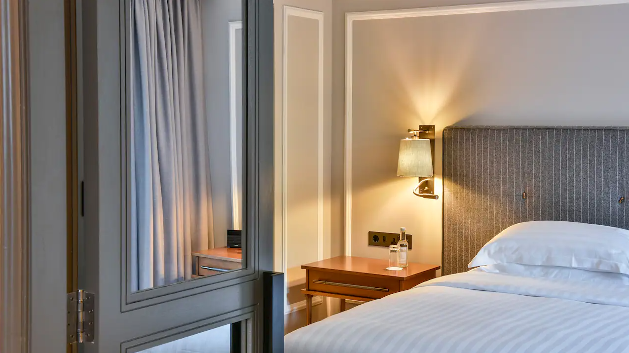 Regency Executive Suite