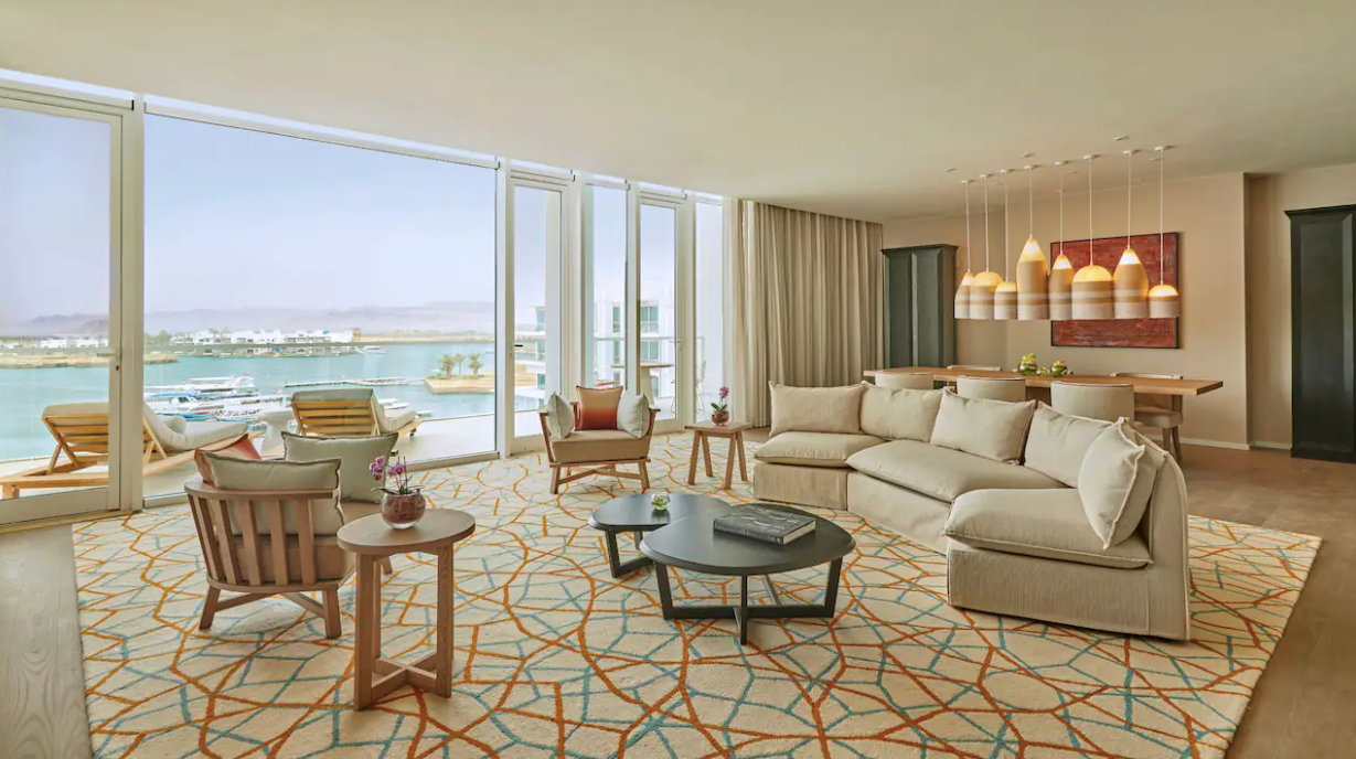 Prince Suite
