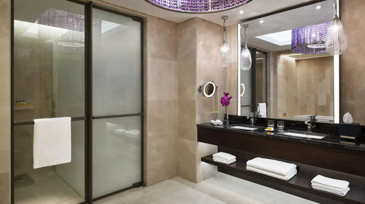 Royal Suite