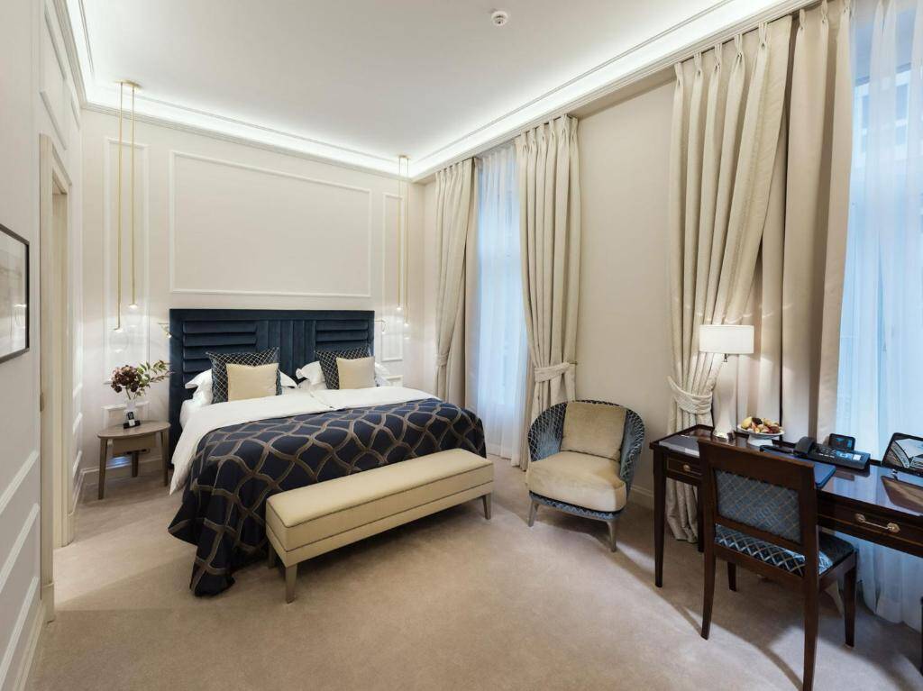 Grand Superior Double Room