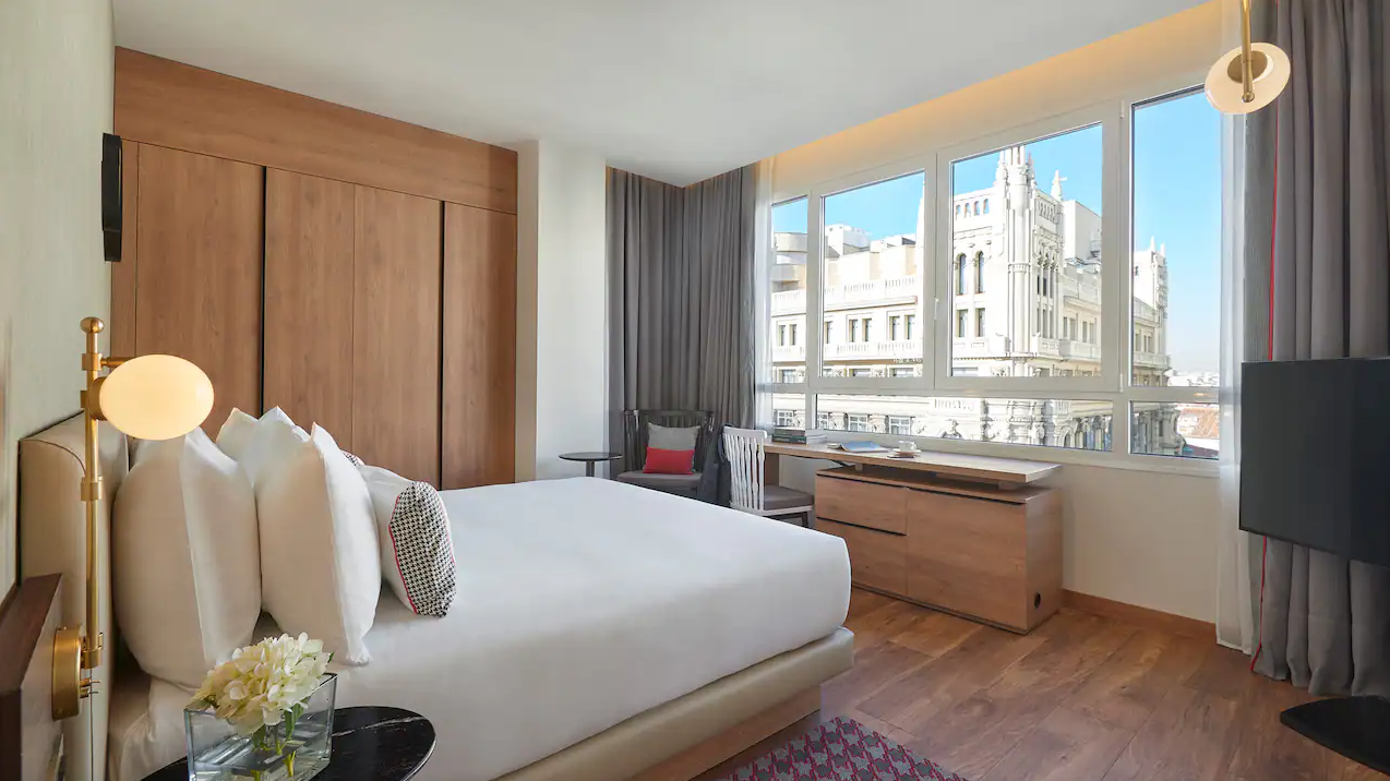 King Gran Via View Room