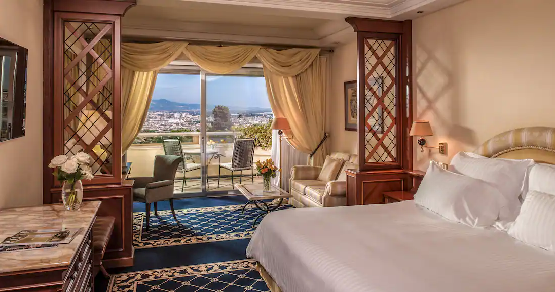 King Premium Room with Rome View