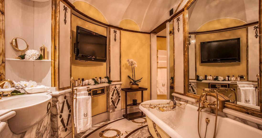 Napoleon Suite