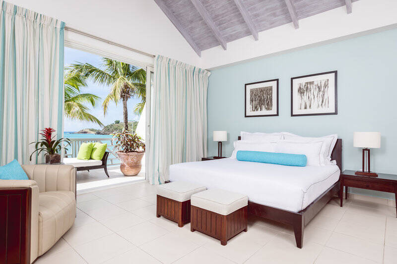 Carlisle Suite B - L-Shaped Beachfront Terrace