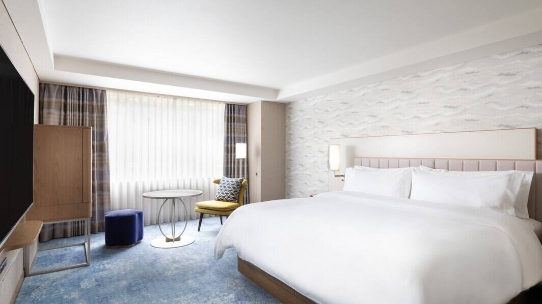 Deluxe King Room