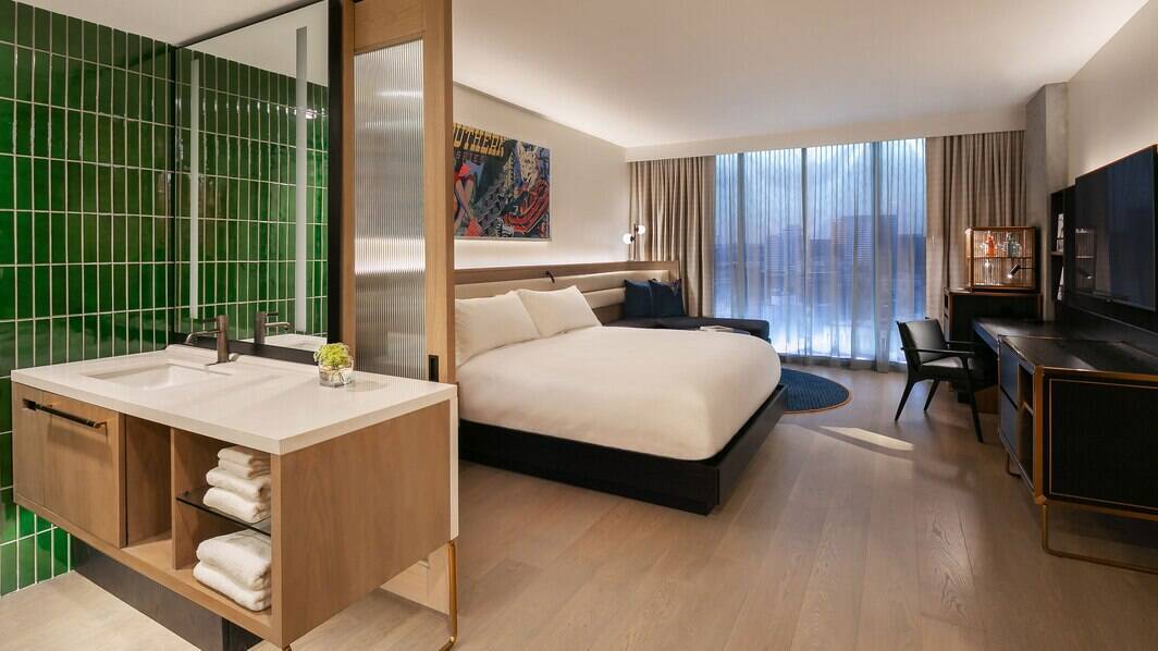Standard King Room