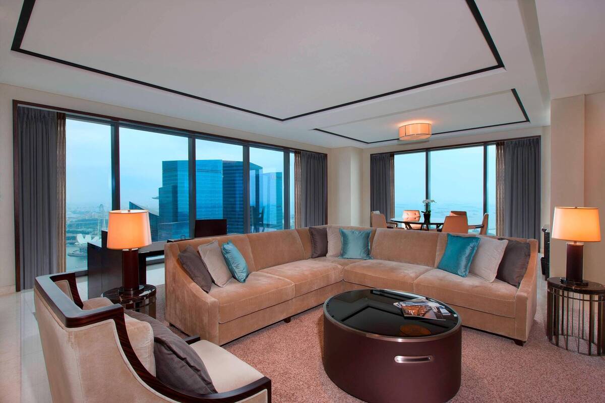 Harbor View King Suite High Floor