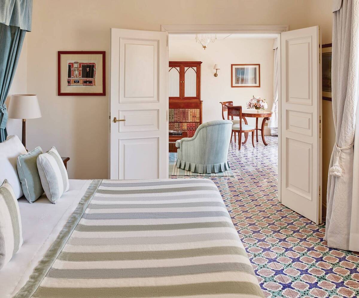 Deluxe Sea View Terrace Suite