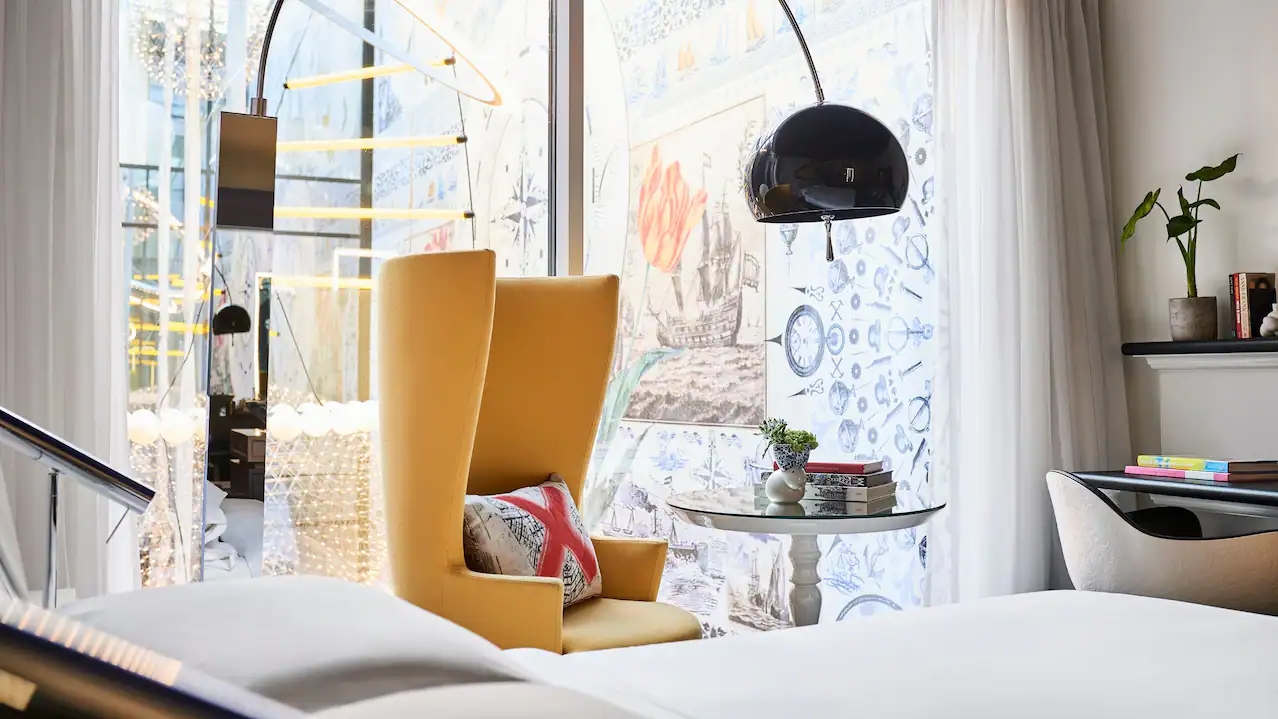 Queen Bed Atrium View