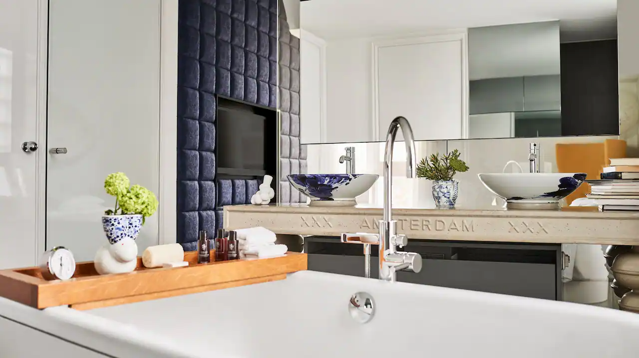 Andaz Suite
