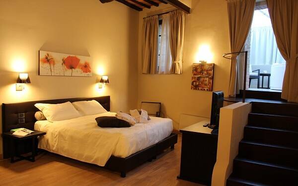 CHIOSTRO SUITE