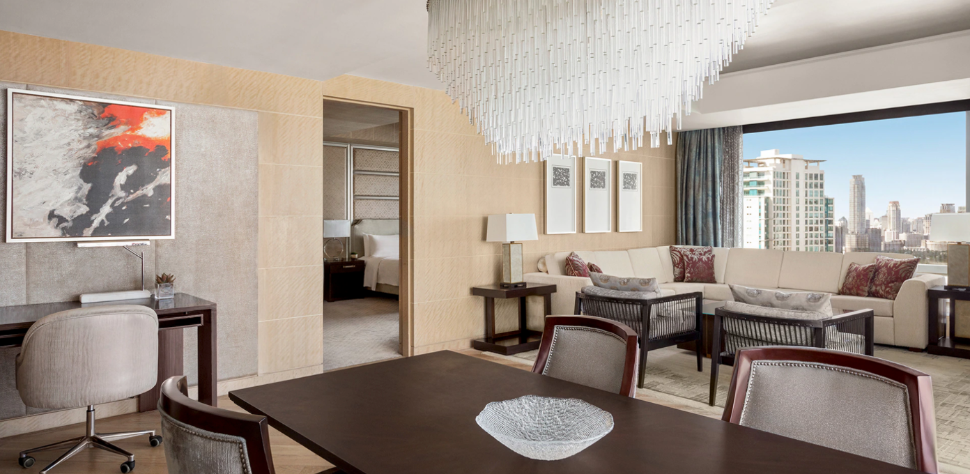 Premier King Suite