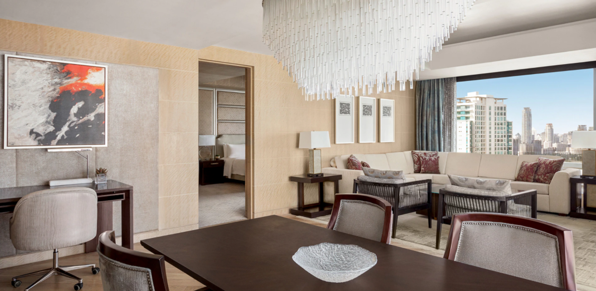 Premier King Suite