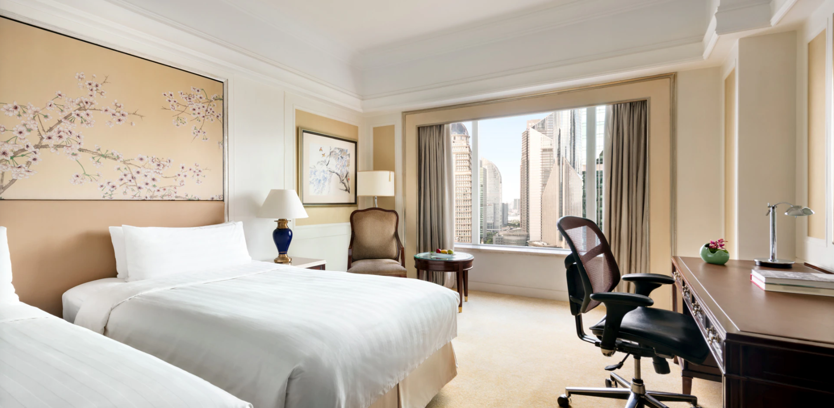 River Wing Horizon Club King Room