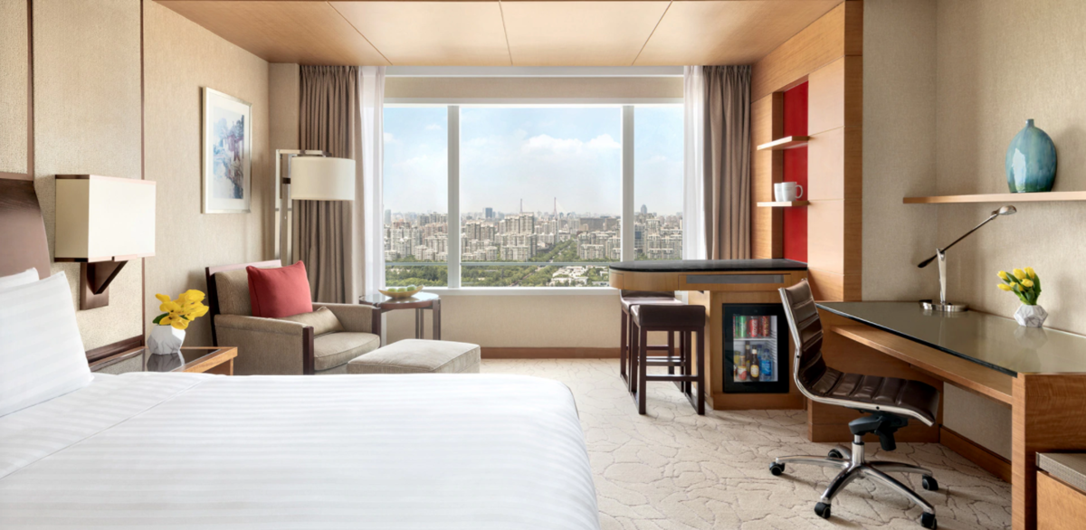 Club King Room