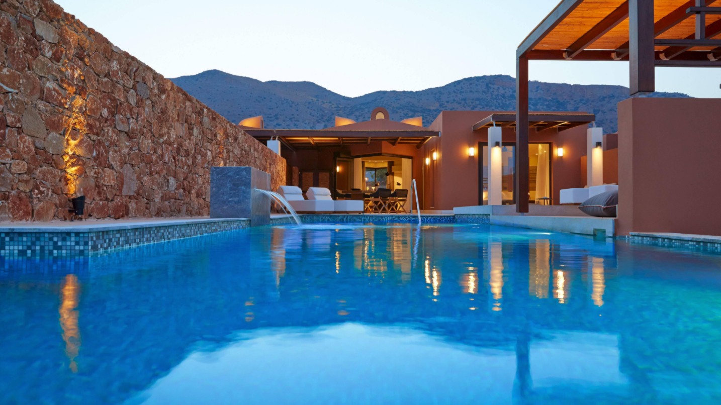 Luxury Residence Four Bedroom Suite