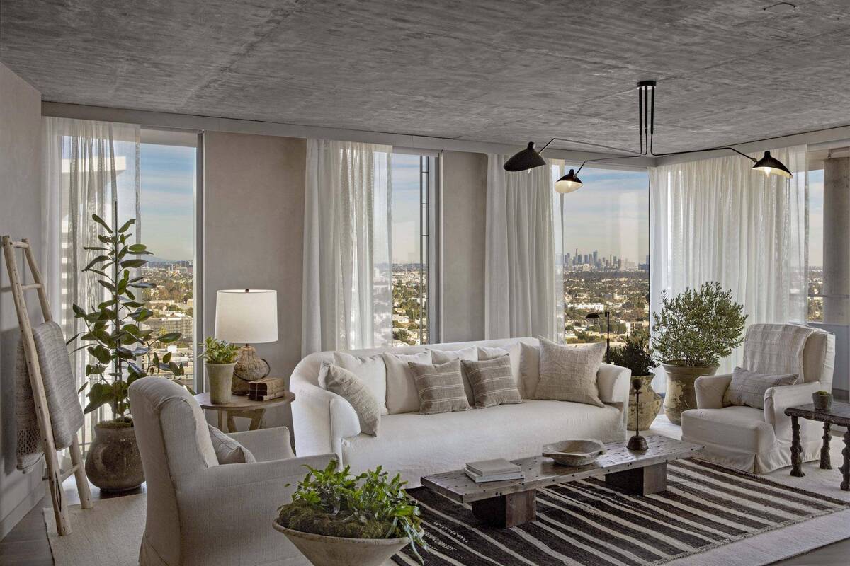 Hills House Suite