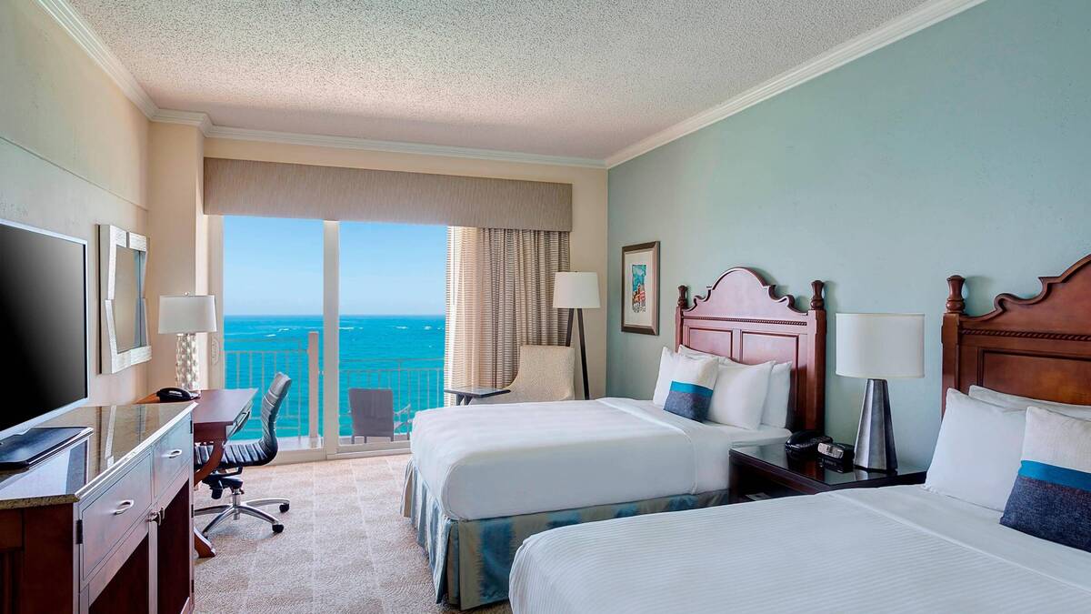 Guest Room Two Doubles Oceanfront Main Tower