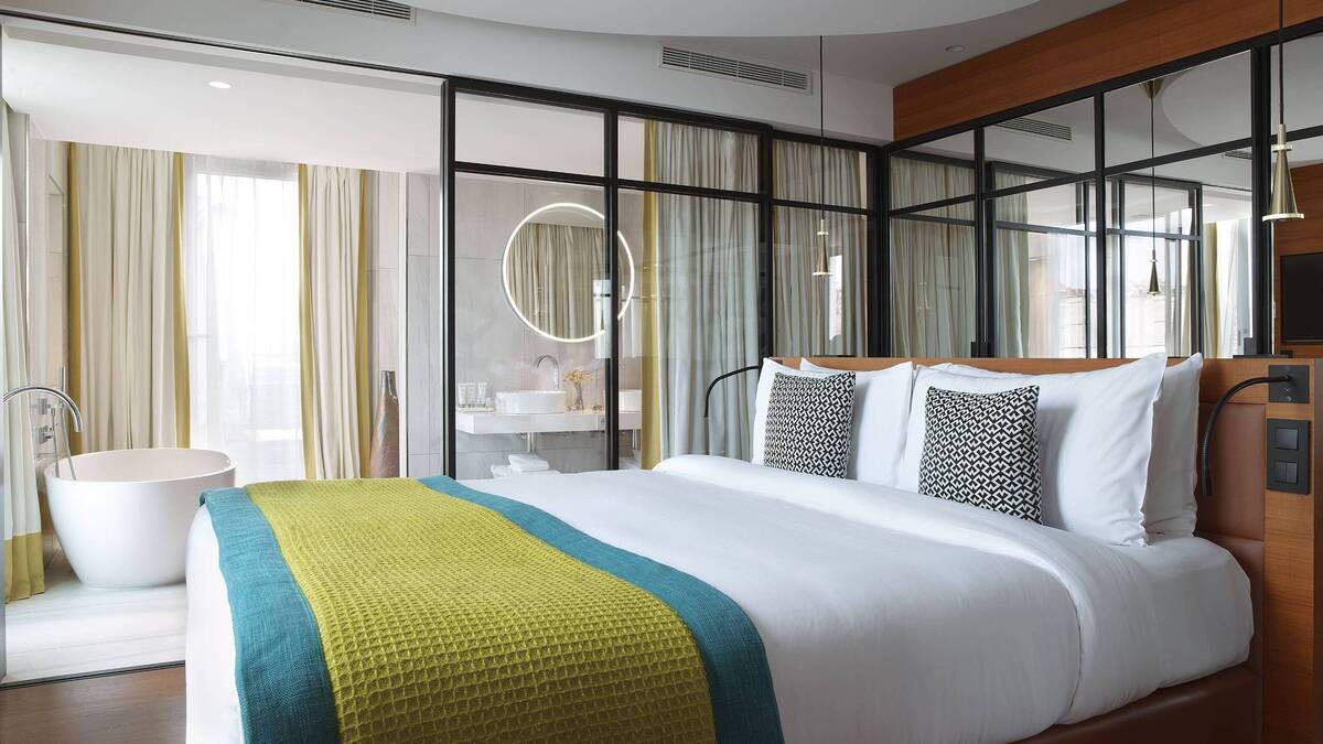 Penthouse Suite