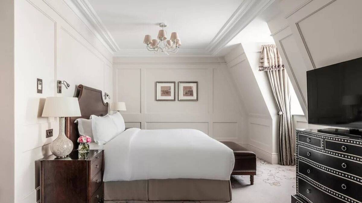 Club Junior Suite