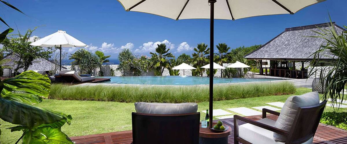 Five Bedroom Mansion Private Pool