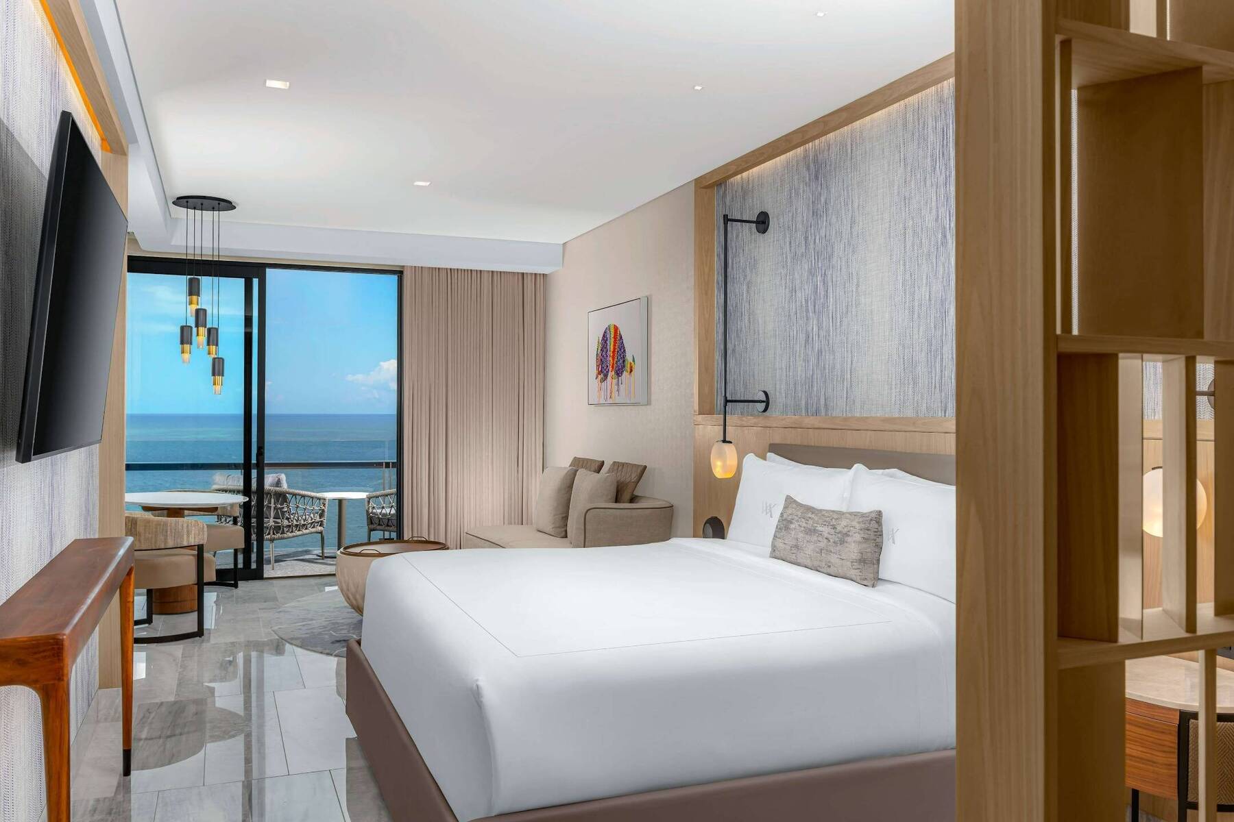 Ocean Front View King Bed