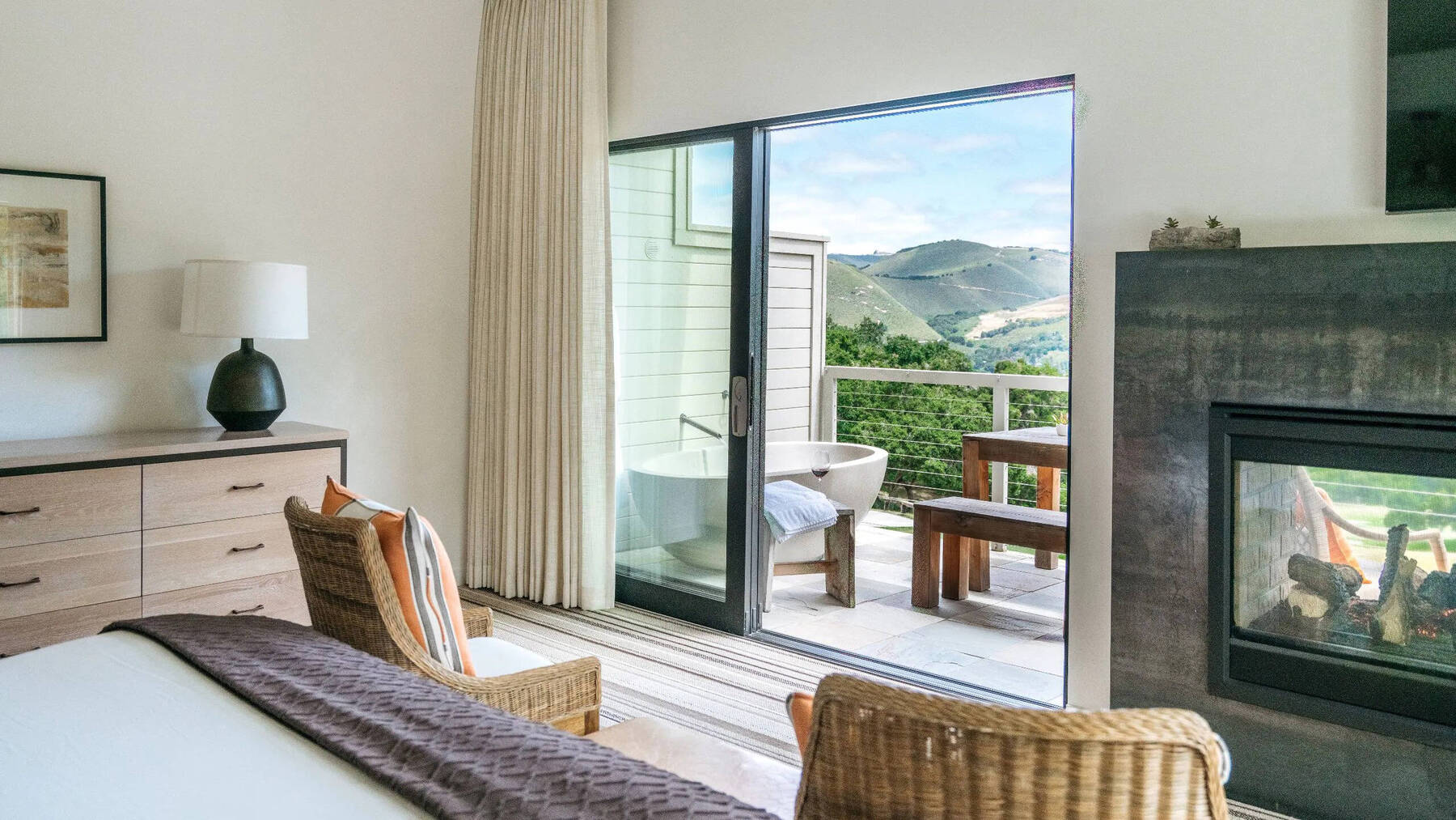 Vineyard Suite with King Bed and Outdoor Tub