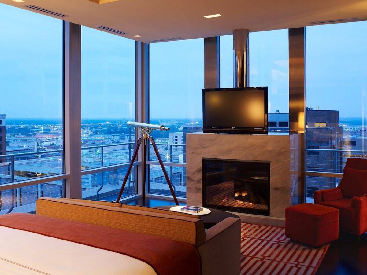 THE JOULE PENTHOUSE