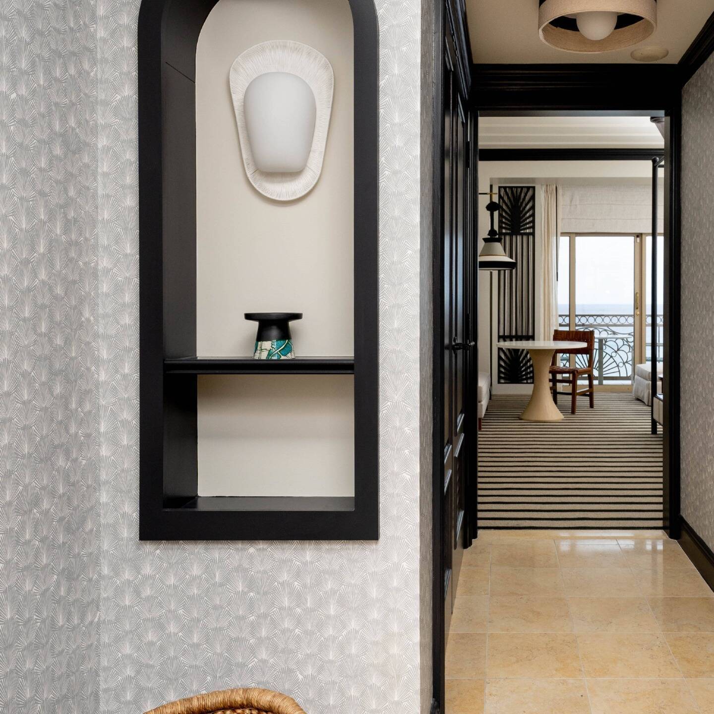 Oceanfront Guest room One King Ocean Tower Balcony