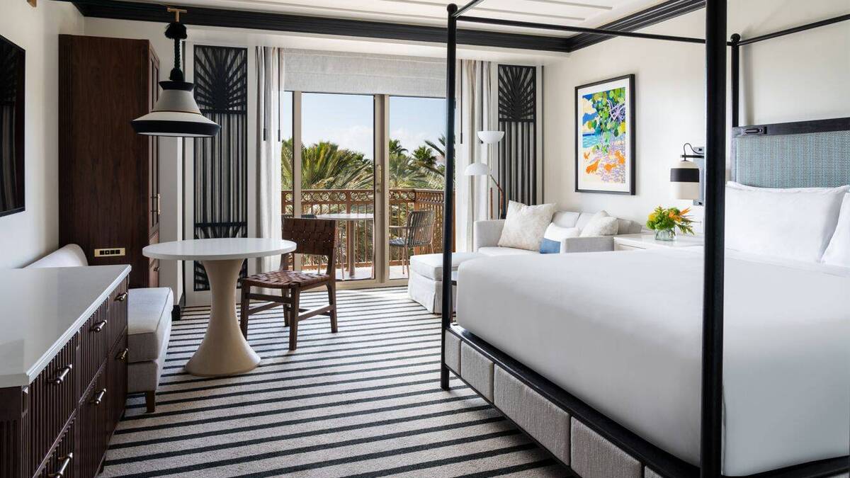  Club Resort View Guest room One King Resort Tower Balcony