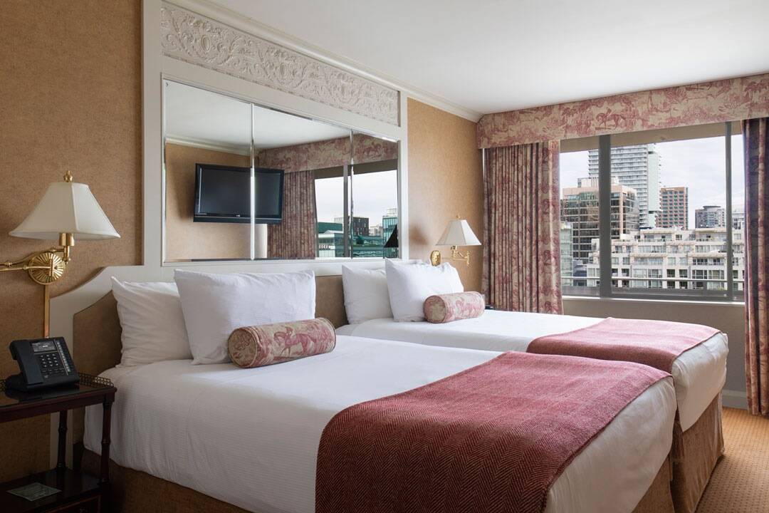 Deluxe Suite Two Doubles