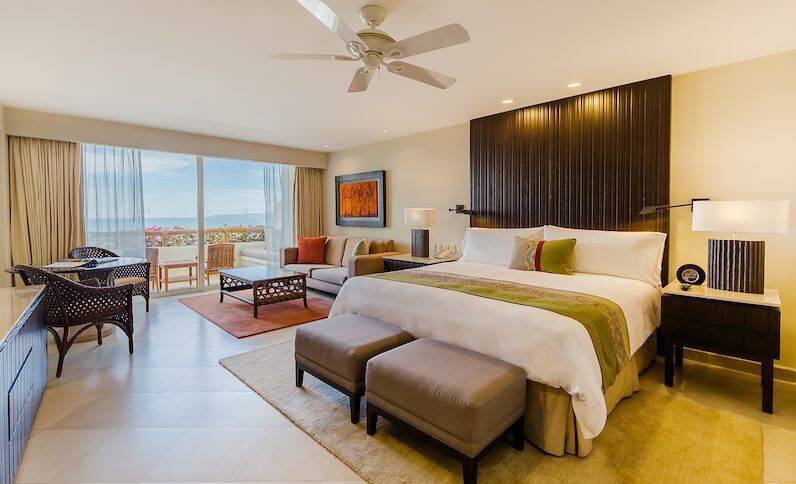 MASTER SUITE OCEAN VIEW