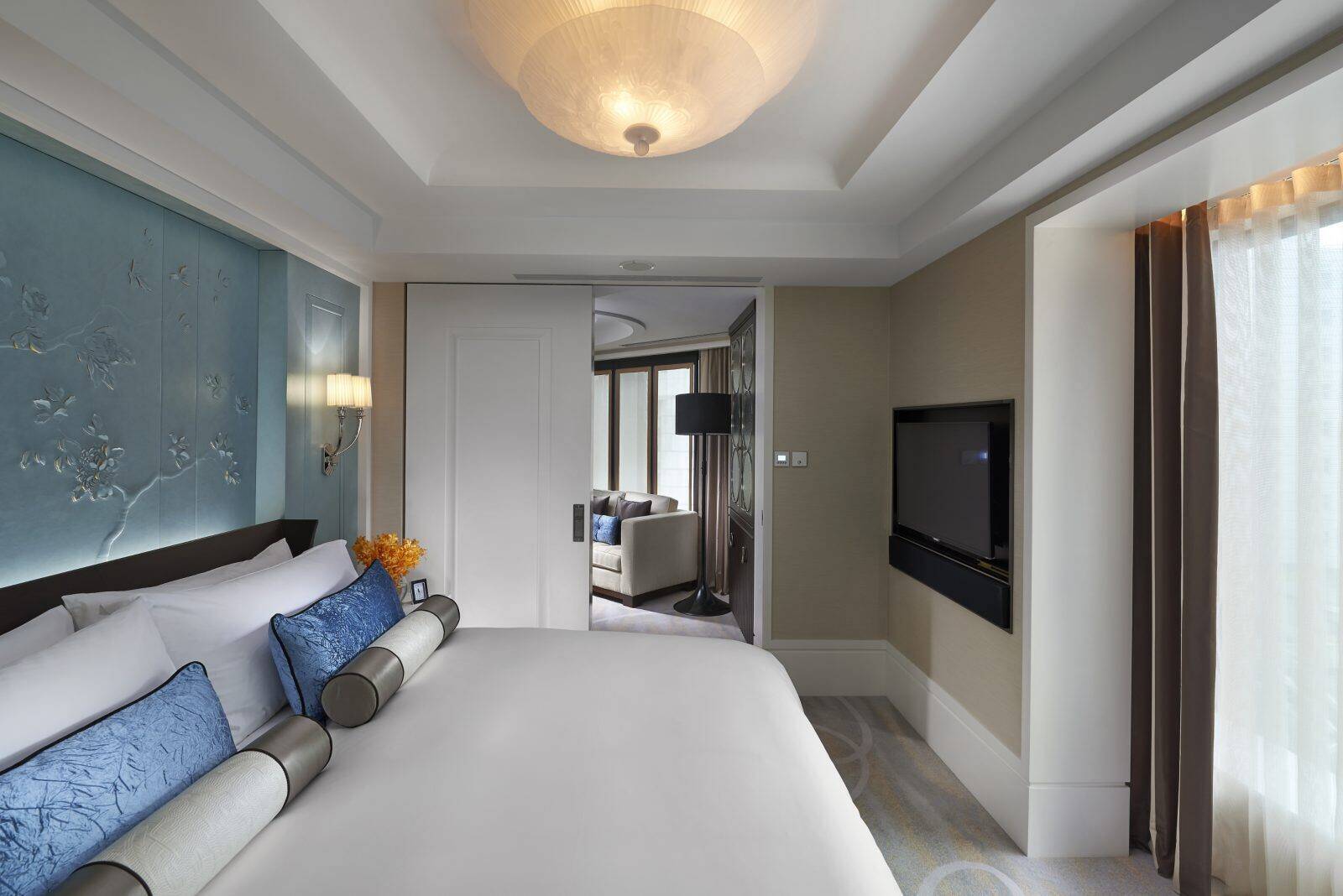 Mandarin Premier King Room