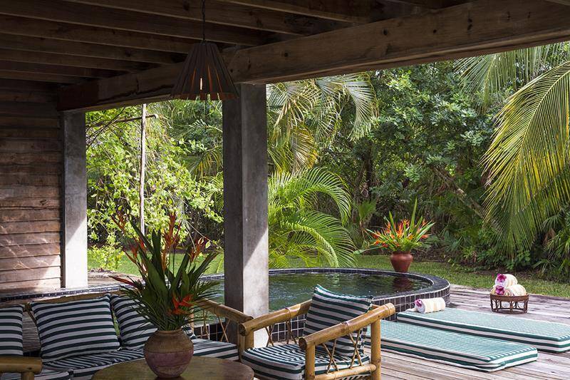 Lagoon Bungalow 