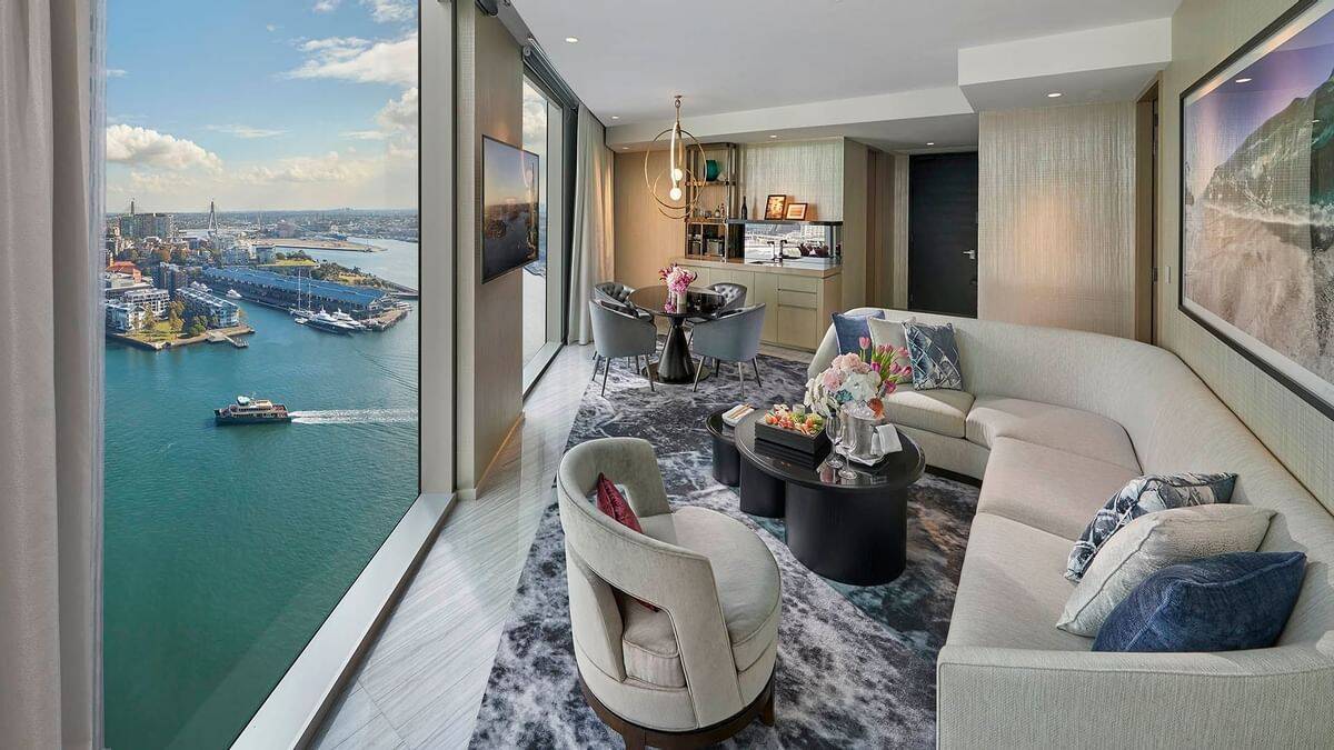 Executive Harbour Bridge Suite 