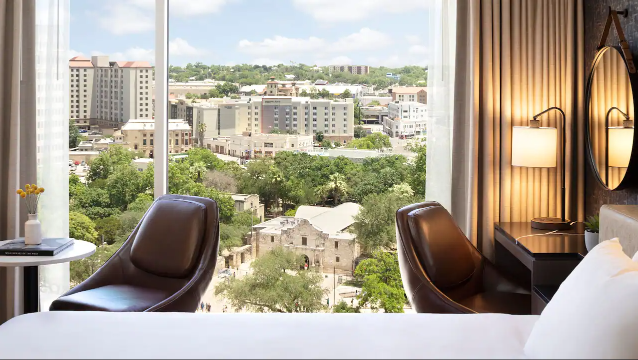 Alamo View Two Queen Beds