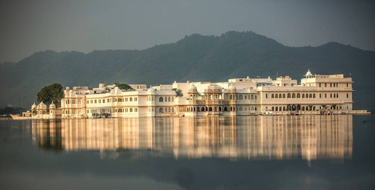  Taj Lake Palace