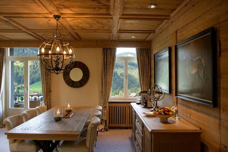 Corner Suite