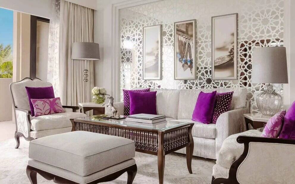 PALACE SUPERIOR GOLD CLUB SUITE