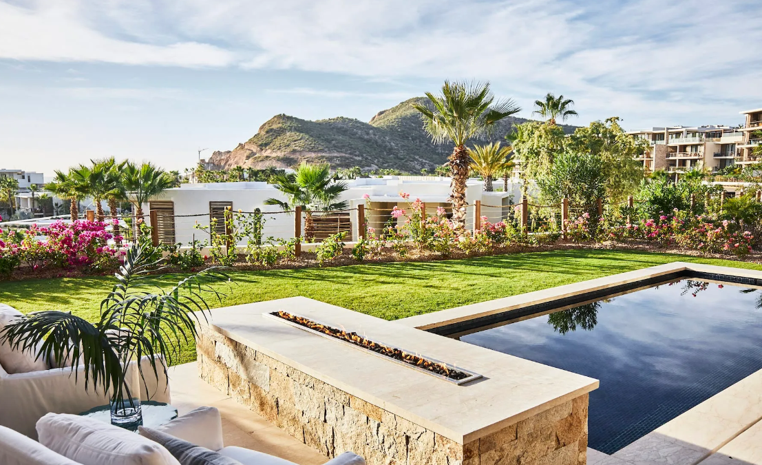 Three Bedroom Loft Villa With Pool
