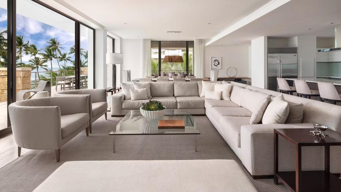 Four Bedroom Rooftop Penthouse Oceanfront Balcony Private Pool
