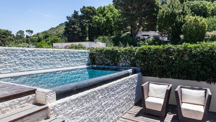 Presidential Paltrow Sea Side with Private Pool and Terrace