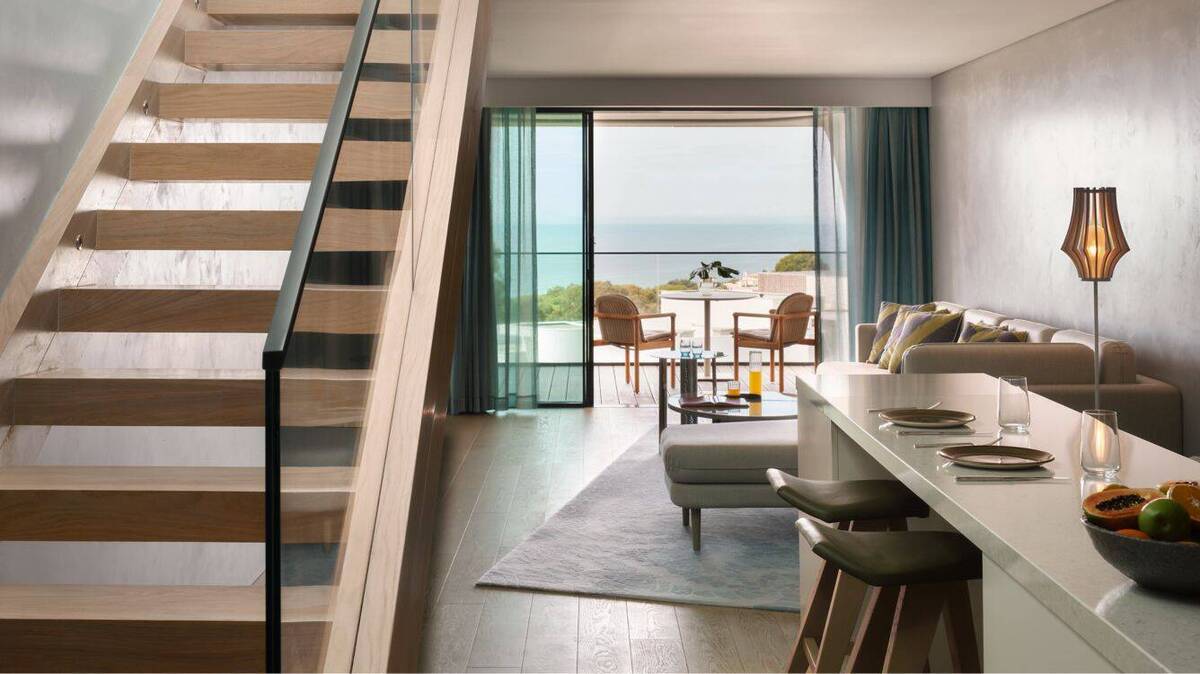  Supreme Penthouse