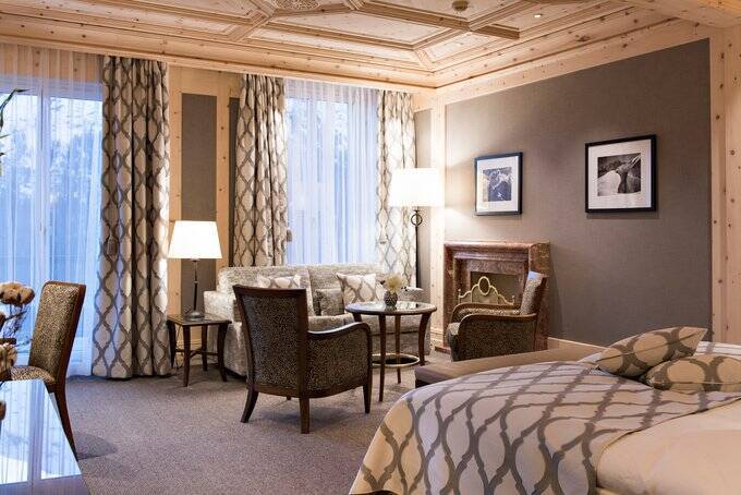 Traditional Junior Suite Lakeside South