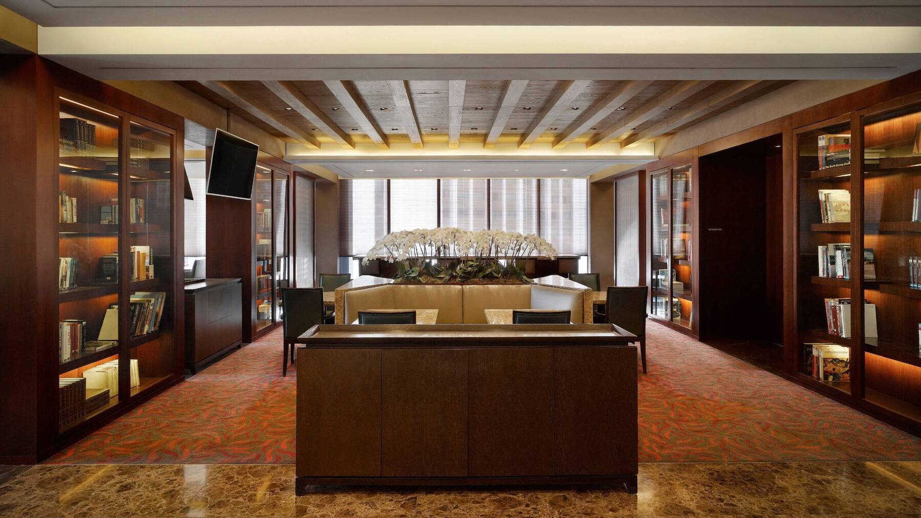 1 Queen & 1 Single Club lounge access Junior Suite