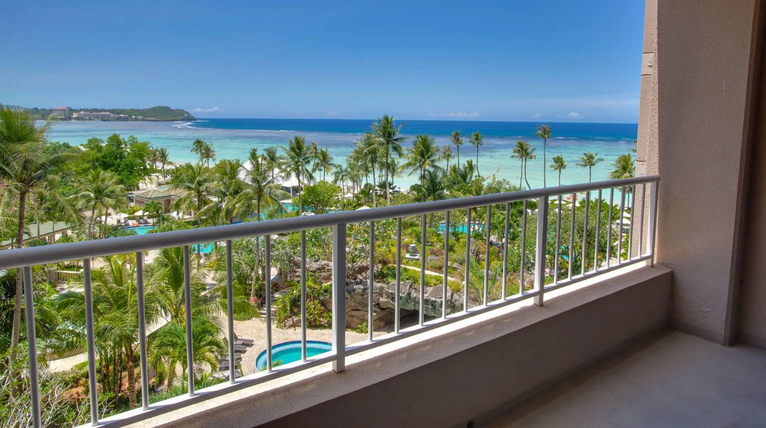 Ocean View Two Twin Beds